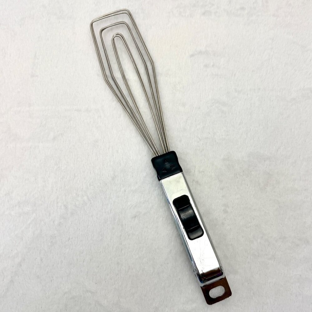Handy Chef 12" Locking Handle Tongs w/Springs Whisk Combo